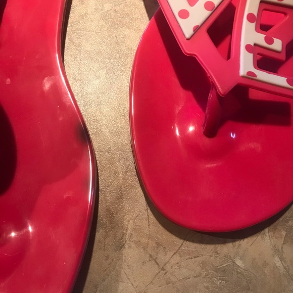Flip flops. LOVE. Pink and White. Thongs. Sandals. - Picture 4 of 5